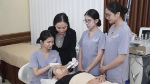 chuong-trinh-dao-tao-cham-soc-da-4